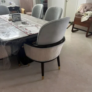 Modern Curve Dining Set